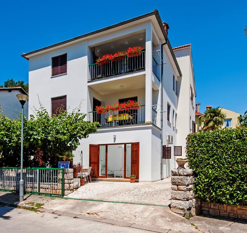 Molo Apartment